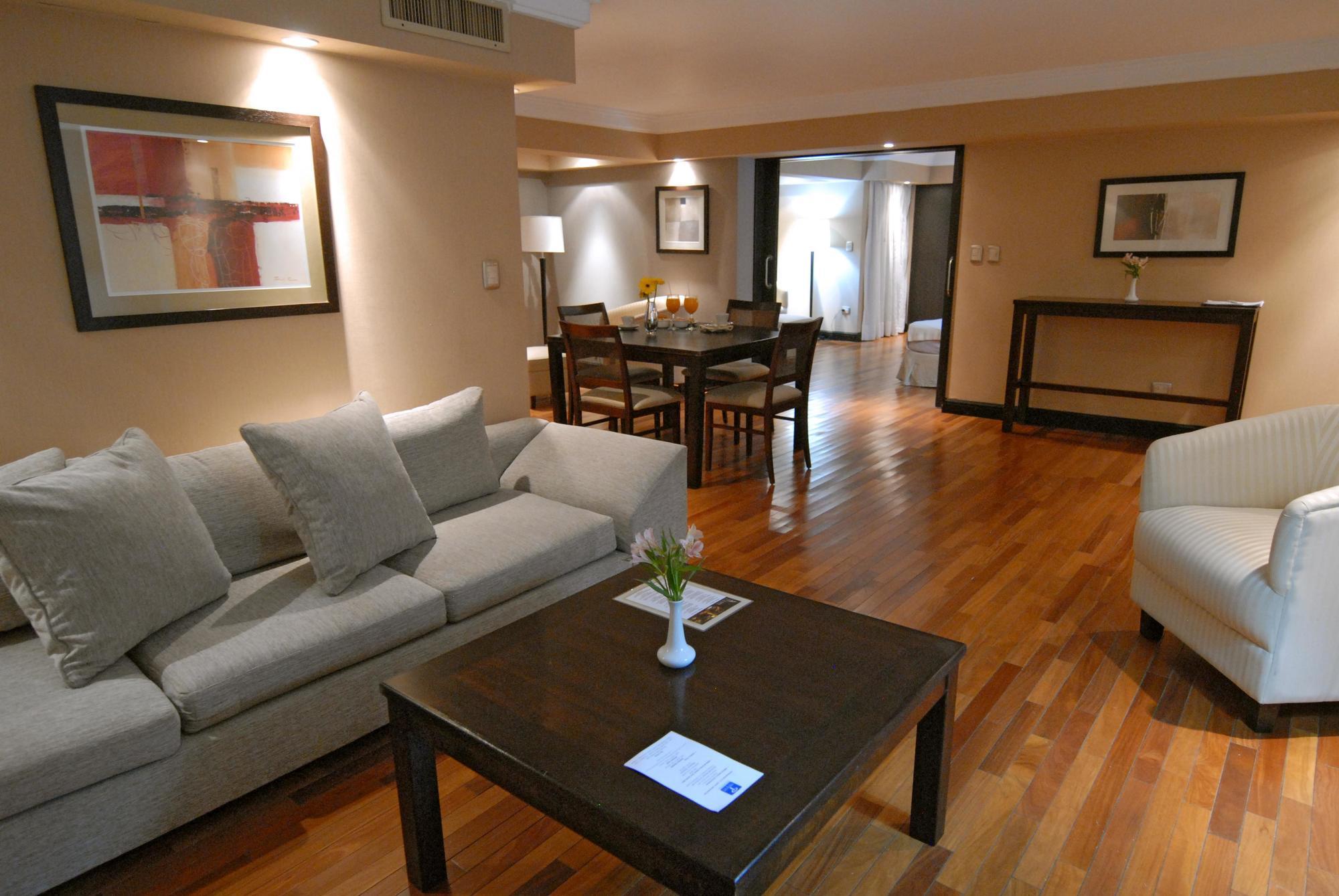 Premium Tower Suites Mendoza Eksteriør billede